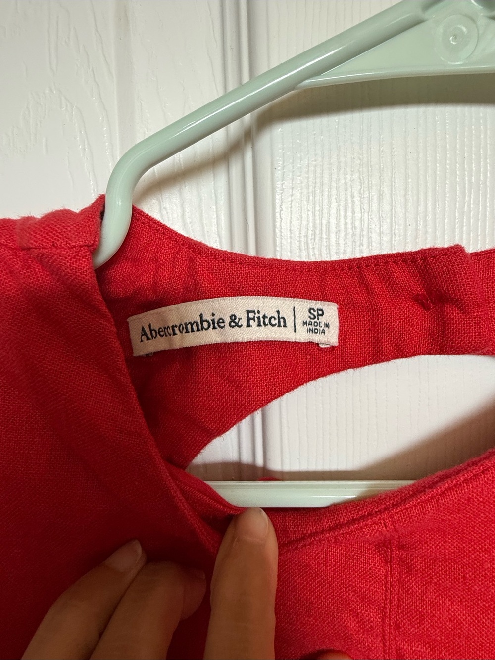 Abercrombie & Fitch Red Sleeveless Mini Dress - Picture 3 of 4